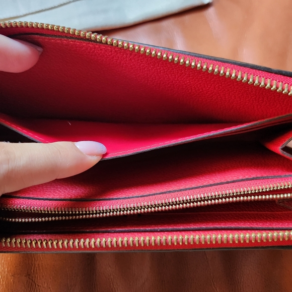 Louis Vuitton Red Clemence Wallet - Picture 8 of 16